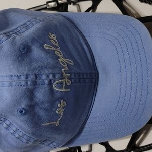 La baseball hat